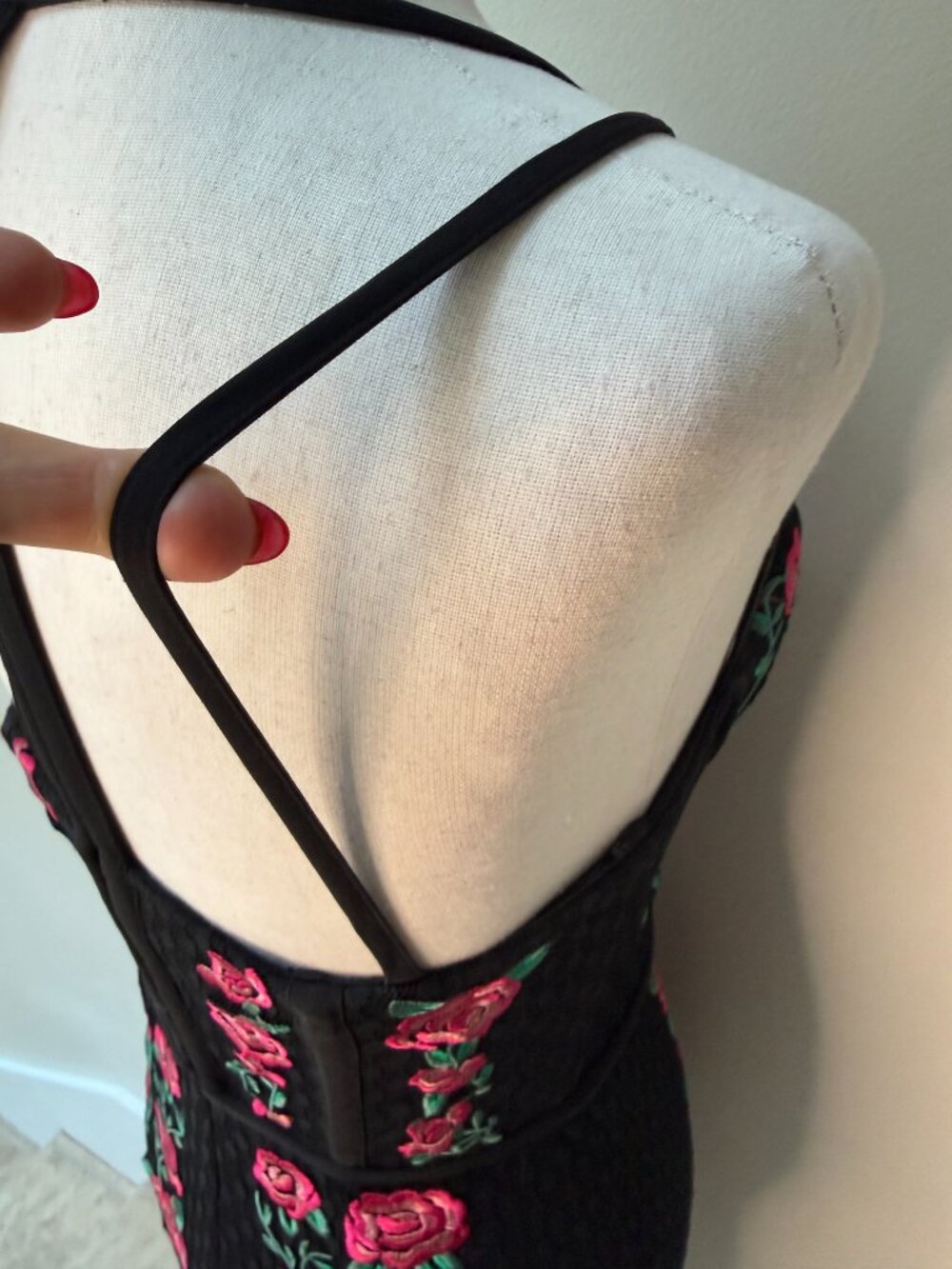 Bebe Midi Black Lace w/ Floral Pink Roses, Stretch, Bodycon, Spaghetti Straps, 2 - Picture 8 of 11